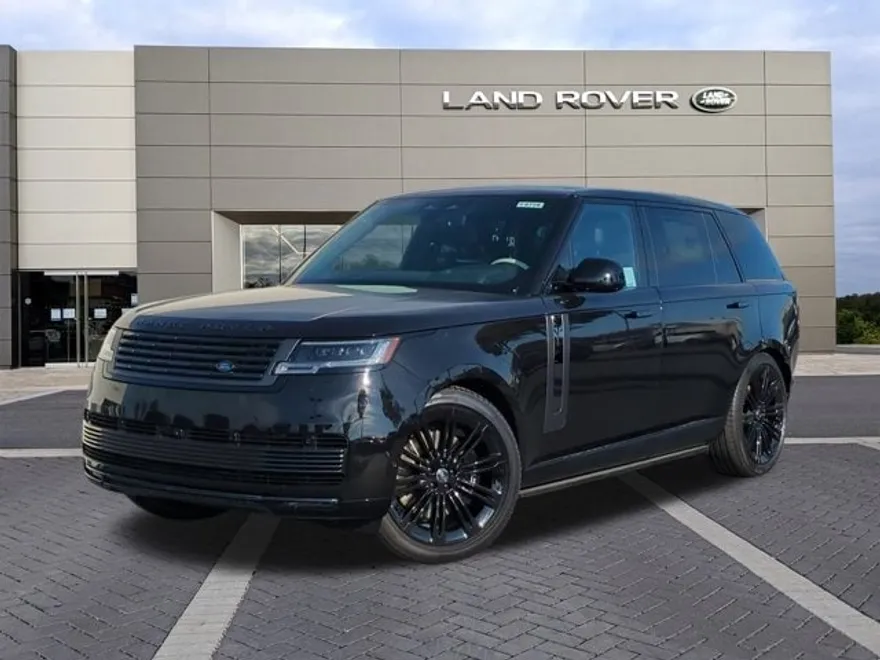 2025 Land Rover Range Rover SV photo 1