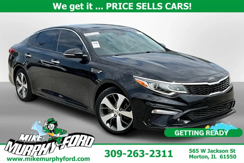 2019 Kia Optima S photo 1