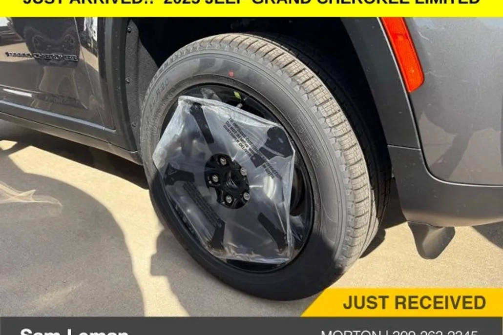 2025 Jeep Grand Cherokee Limited photo 1