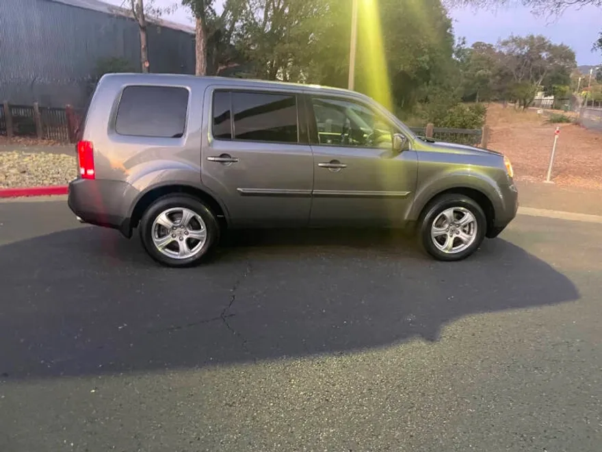 2012 Honda Pilot EX-L photo 1