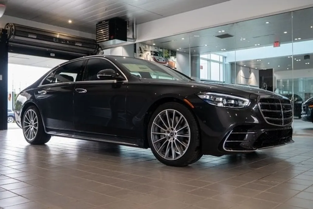 2026 Mercedes Benz S 580 4MATIC photo 1