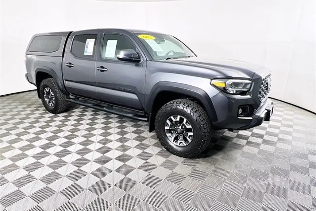2022 Toyota Tacoma TRD Off-Road V6 photo 1