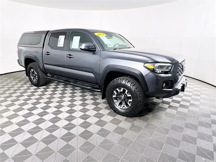 2022 Toyota Tacoma TRD Off-Road V6 photo 1