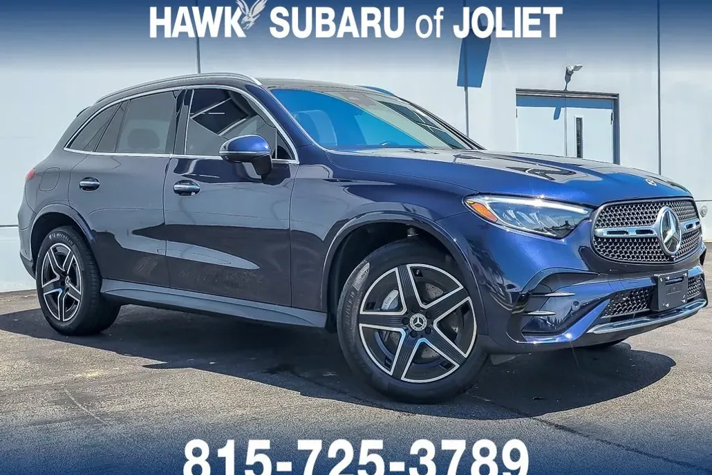 2024 Mercedes Benz GLC 300 photo 1