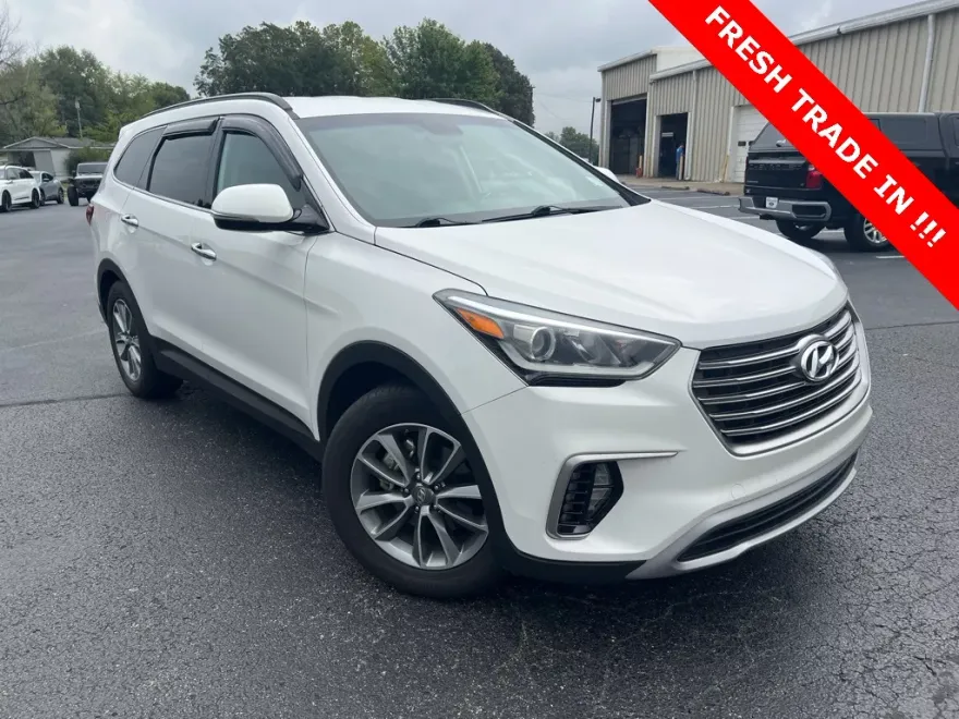 2017 Hyundai Santa Fe Limited photo 1