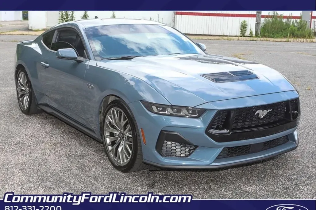 2024 Ford Mustang GT Premium photo 1