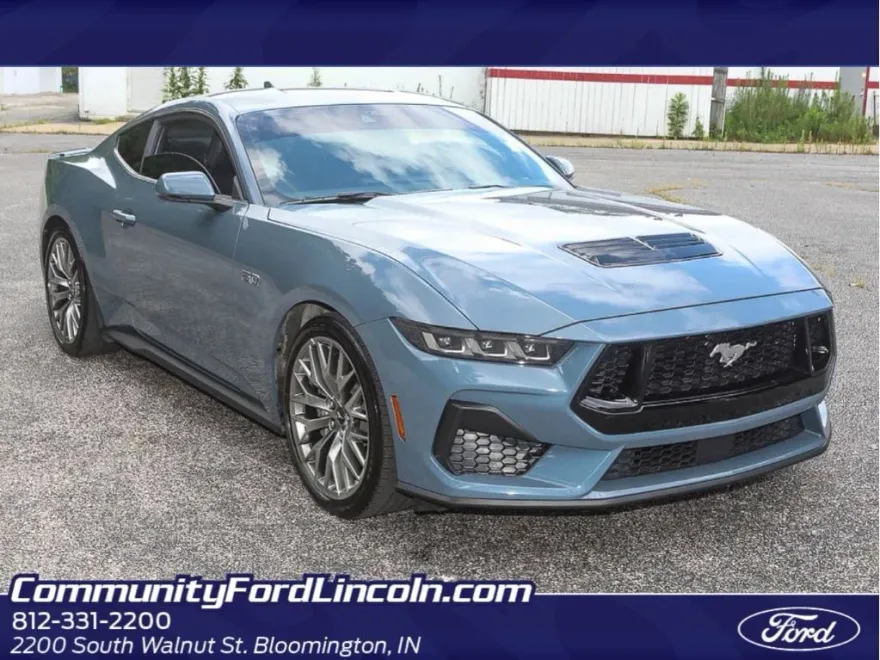 2024 Ford Mustang GT Premium photo 1