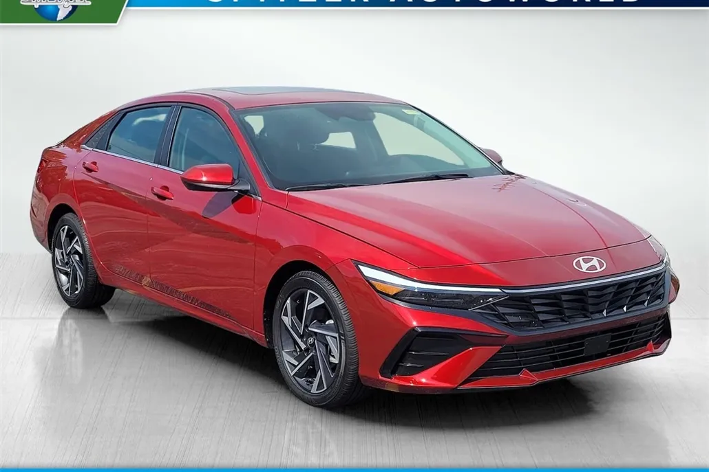 2024 Hyundai Elantra SEL Convenience photo 1