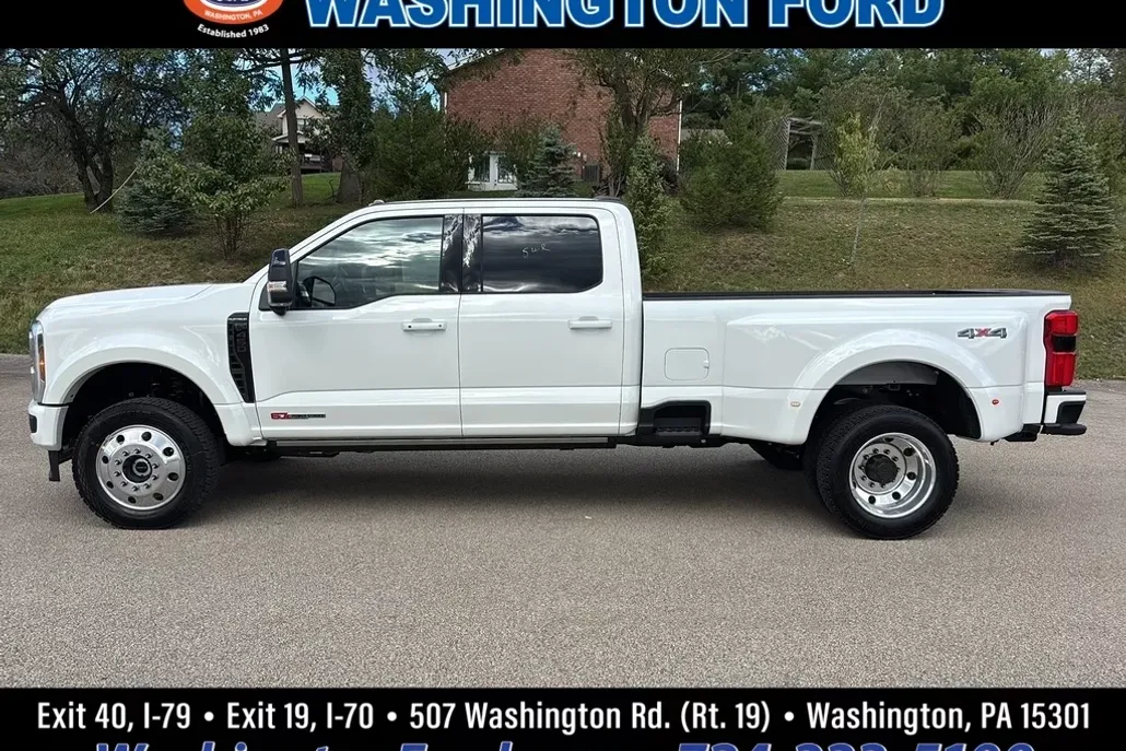 2026 Ford F-450 Platinum photo 1