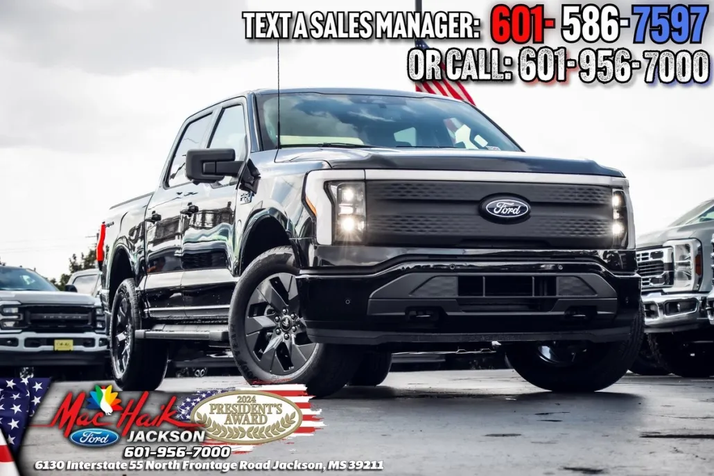2025 Ford F-150 Lightning photo 1