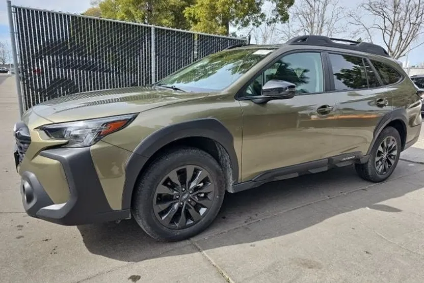 2024 Subaru Outback Onyx Edition photo 1