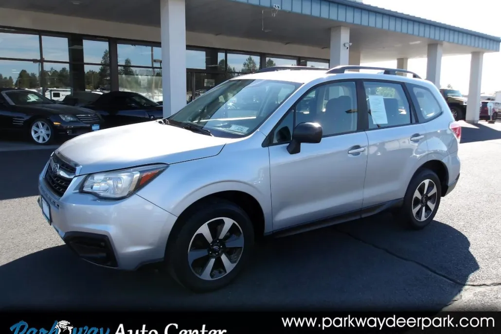 2018 Subaru Forester 2.5i photo 1