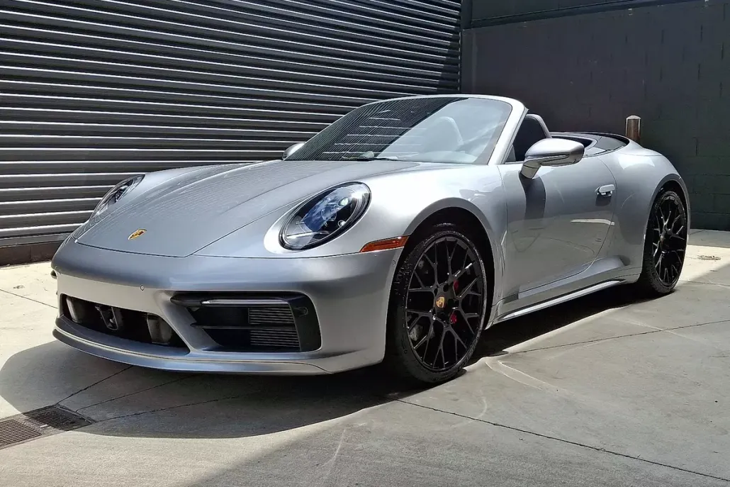 2023 Porsche 911 4S photo 1
