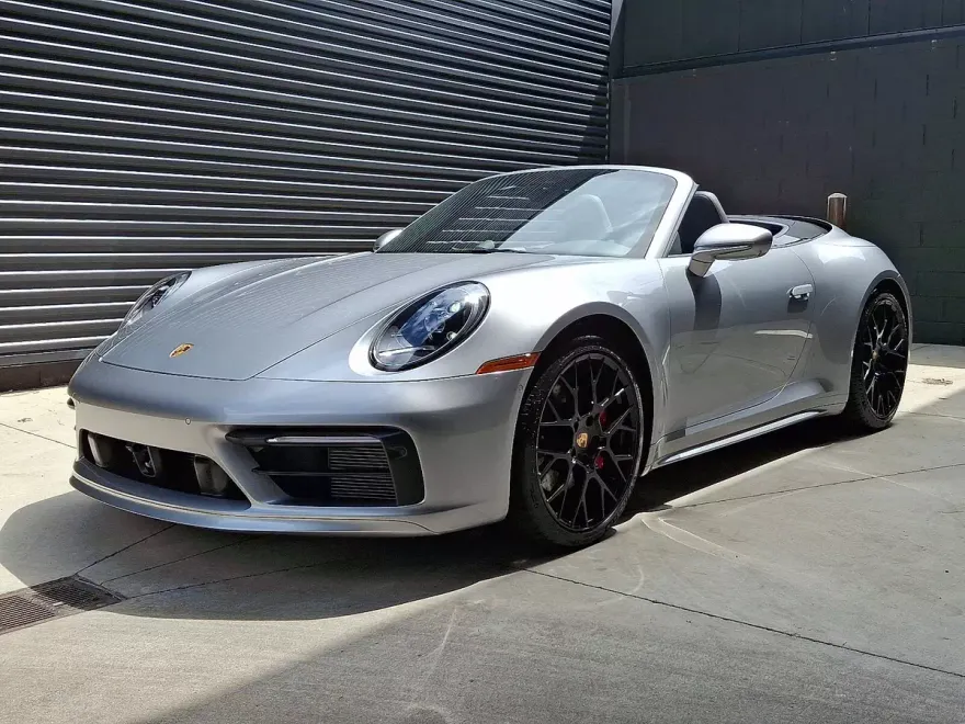 2023 Porsche 911 4S photo 1