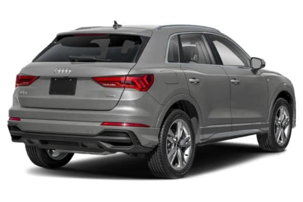 2025 Audi Q3 45 TFSI S line Premium photo 1