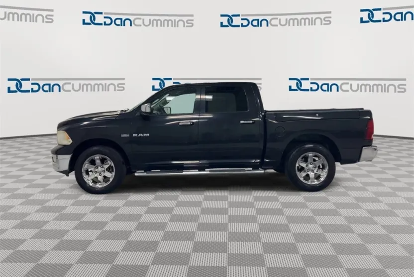 2009 Dodge Ram Laramie photo 1