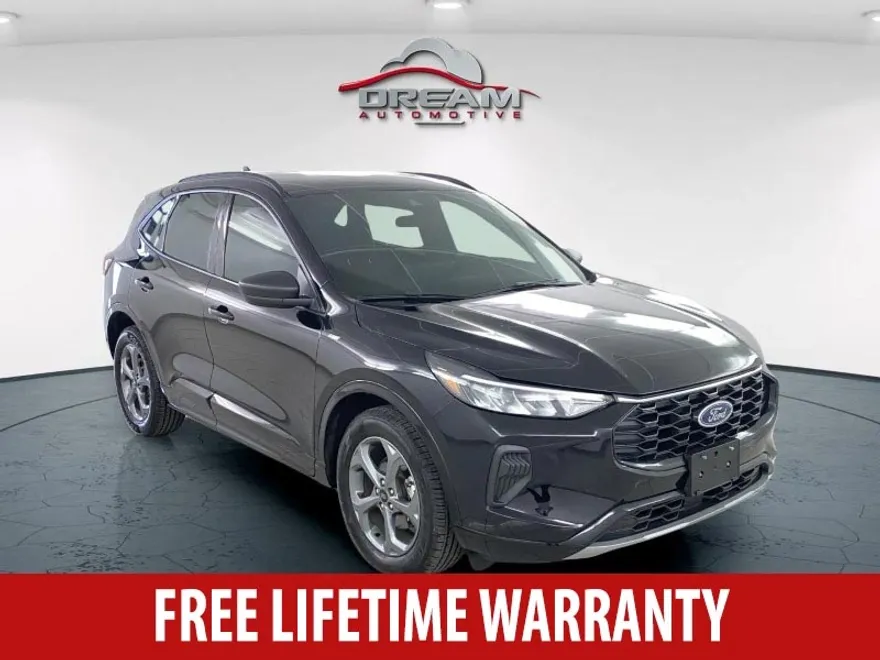 2023 Ford Escape ST-Line photo 1