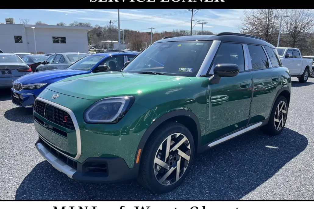 2025 Mini Cooper S ALL4 photo 1