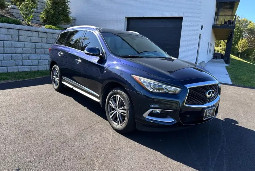 2016 Infiniti QX60 Base photo 1