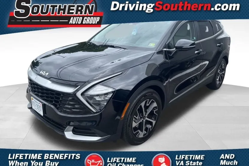 2023 Kia Sportage EX photo 1