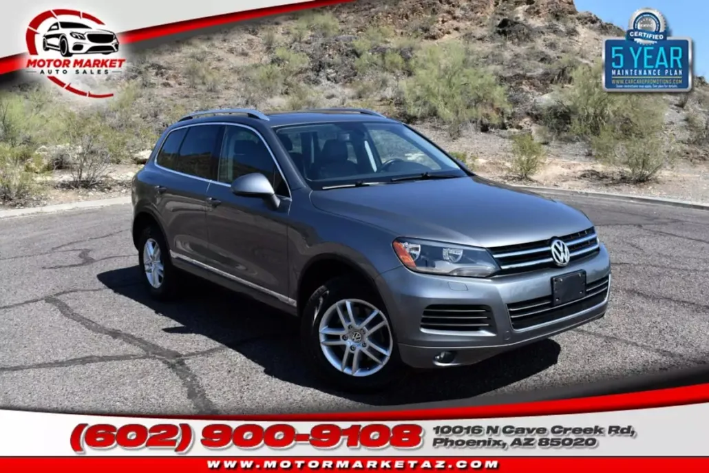 2014 Volkswagen Touareg Sport photo 1