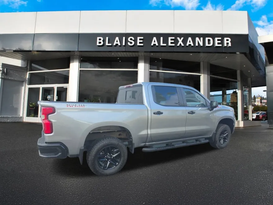 2023 Chevrolet Silverado 1500 LT Trail Boss photo 1