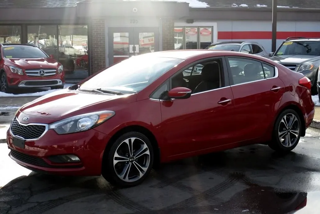 2015 Kia Forte EX photo 1