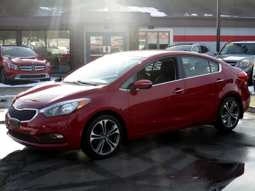 2015 Kia Forte EX photo 1