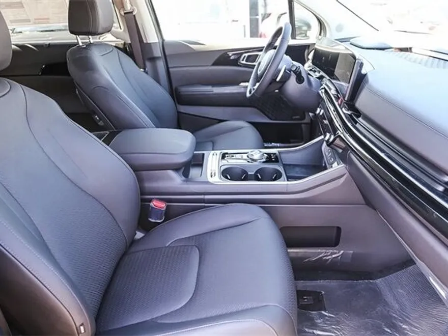2026 Kia Carnival SX Prestige photo 1
