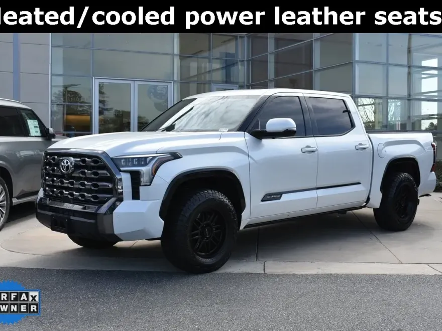 2022 Toyota Tundra Platinum photo 1