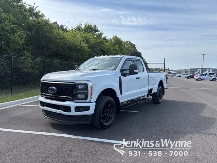 2024 Ford F-250 photo 1