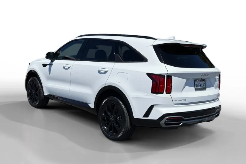 2023 Kia Sorento SX photo 1
