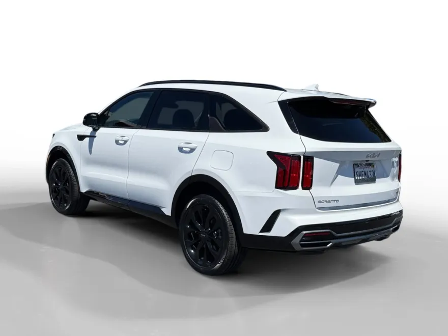 2023 Kia Sorento SX photo 1
