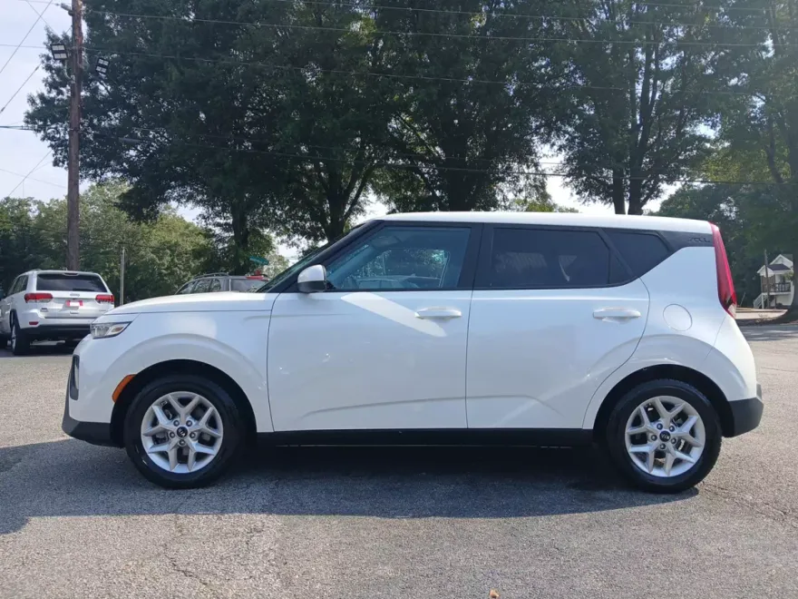 2021 Kia Soul LX S X-Line photo 1