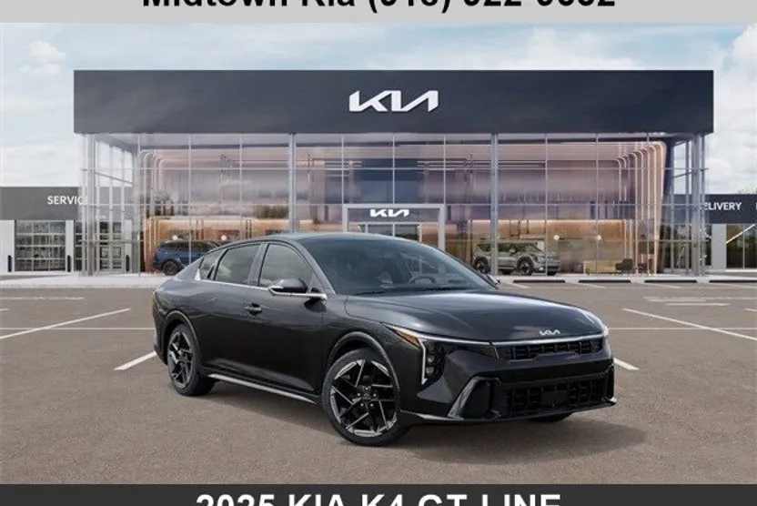 2025 Kia K4 GT-Line photo 1