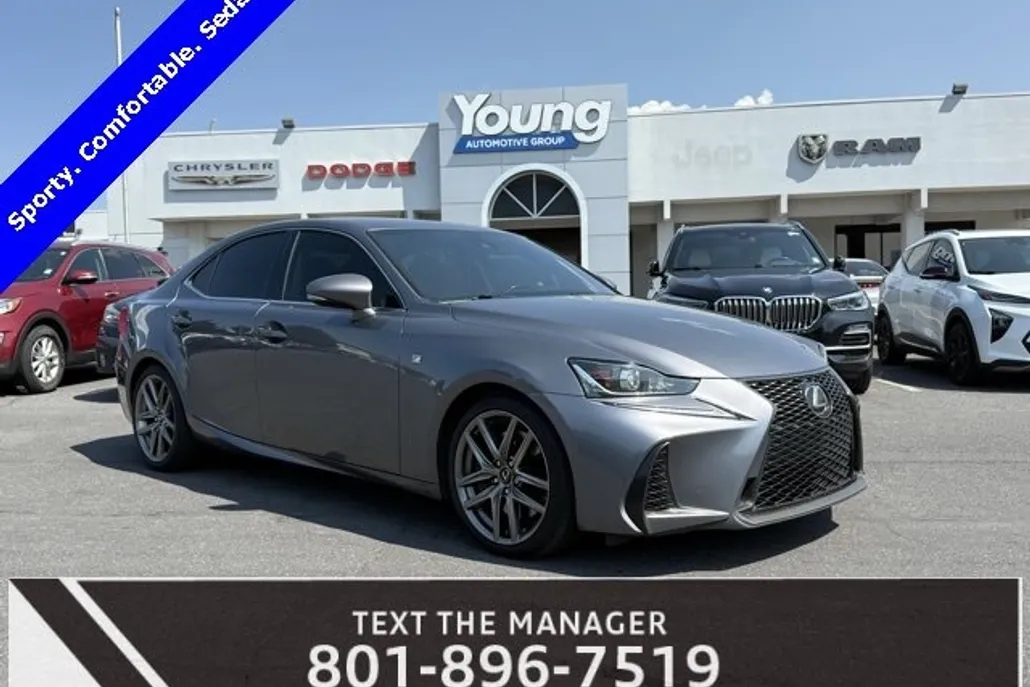 2017 Lexus IS 300 F SPORT photo 1