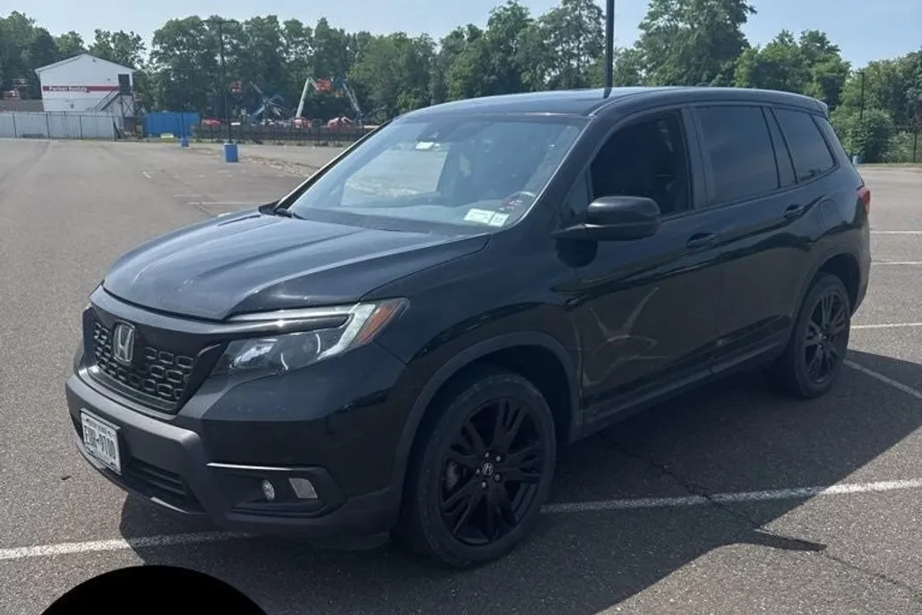 2019 Honda Passport Sport photo 1