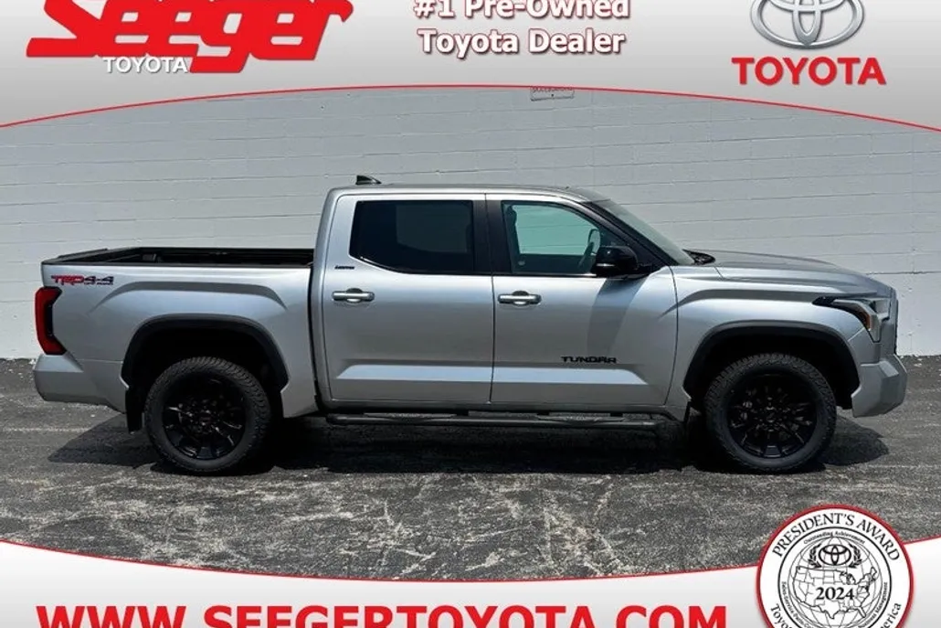 2024 Toyota Tundra CrewMax photo 1