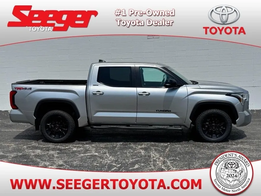 2024 Toyota Tundra CrewMax photo 1