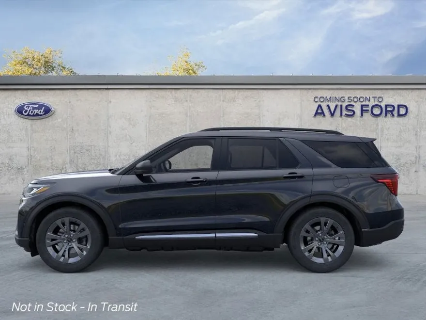 2025 Ford Explorer photo 1