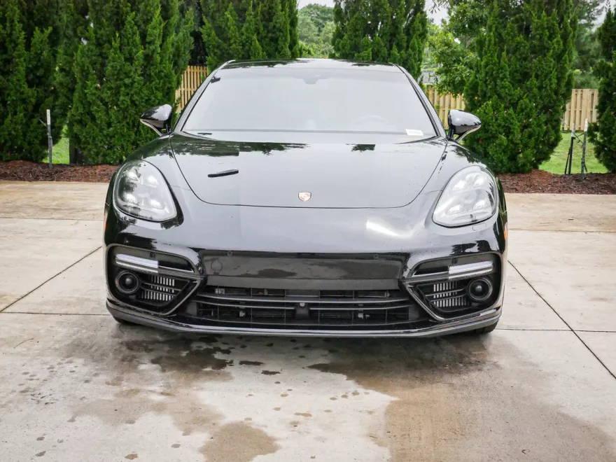 2019 Porsche Panamera Turbo S E-Hybrid photo 1