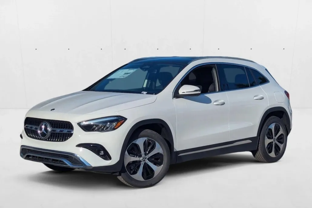 2026 Mercedes Benz GLA 250 photo 1