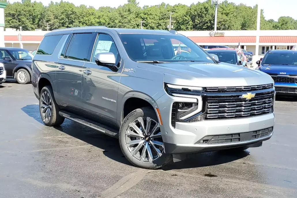 2026 Chevrolet Suburban High Country photo 1