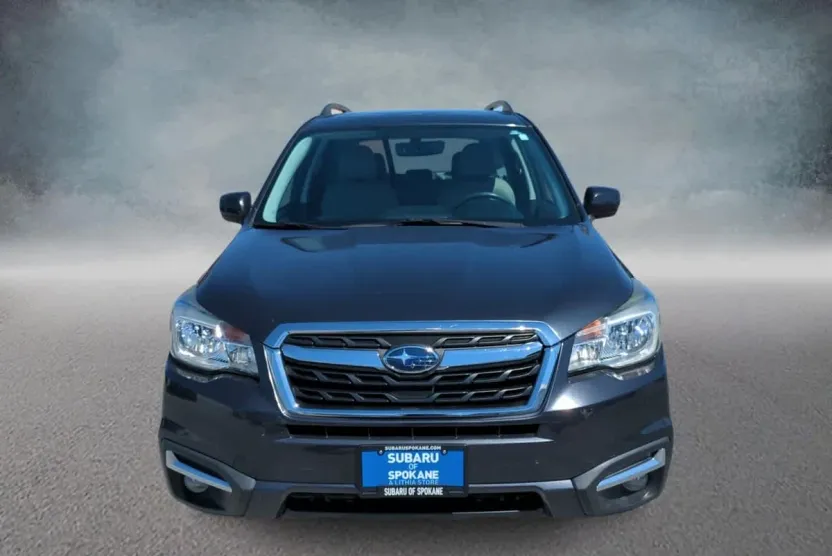 2017 Subaru Forester Limited photo 1
