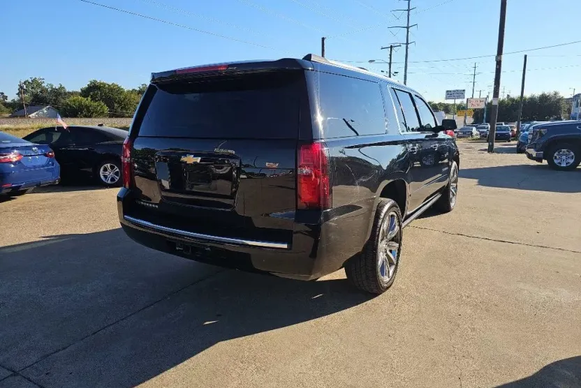 2016 Chevrolet Suburban 1500 LTZ photo 1