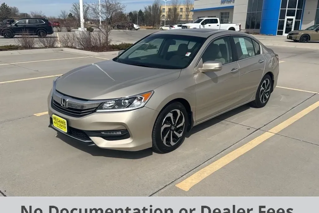 2017 Honda Accord EX-L photo 1
