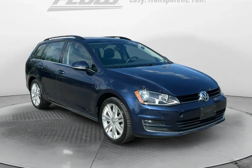 2015 Volkswagen Golf SportWagen TDI SE photo 1