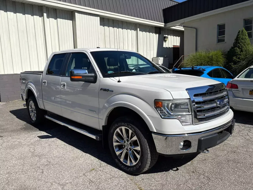 2014 Ford F-150 Lariat photo 1