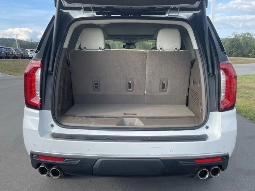 2024 Gmc Yukon Denali photo 1