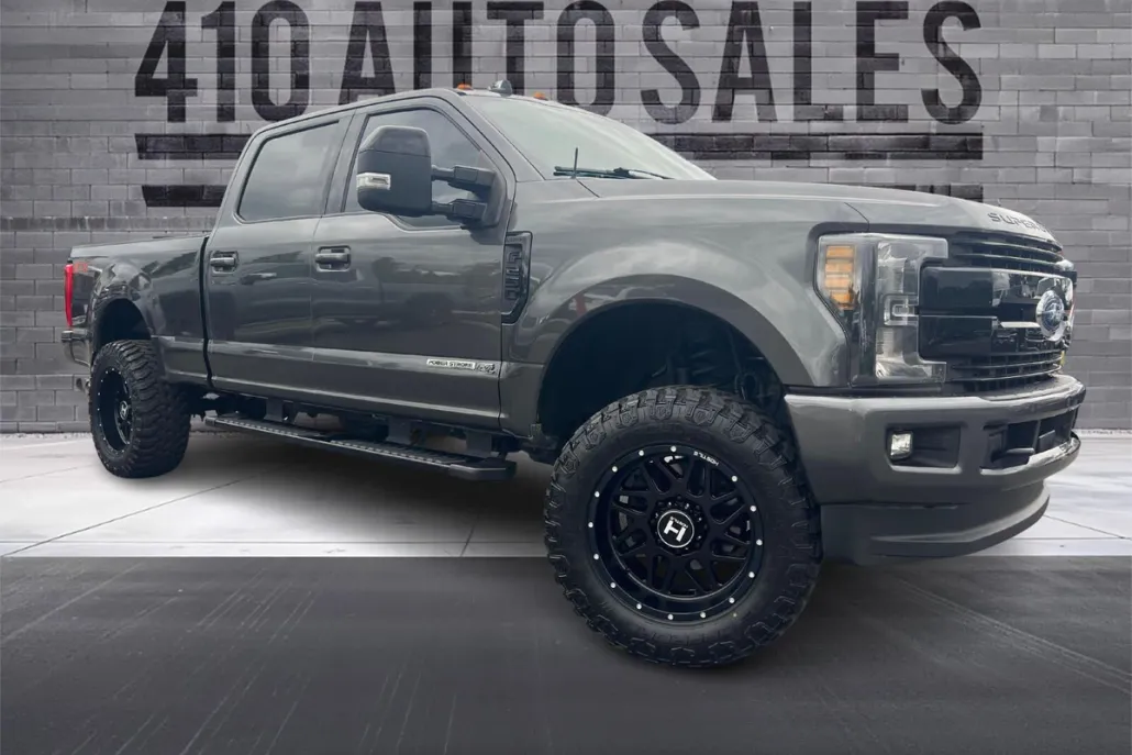 2019 Ford F-250 Lariat photo 1